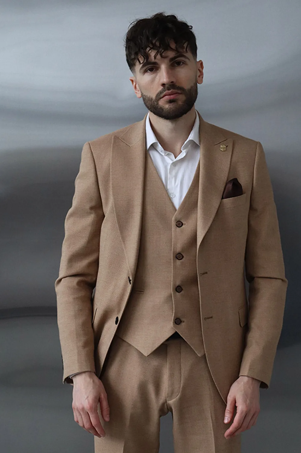 Fashion Men's 3 Pieces Flat Peak Lapel Tuxedos For Party (Blazer+vest+Pants) sold by Mens Event Wear