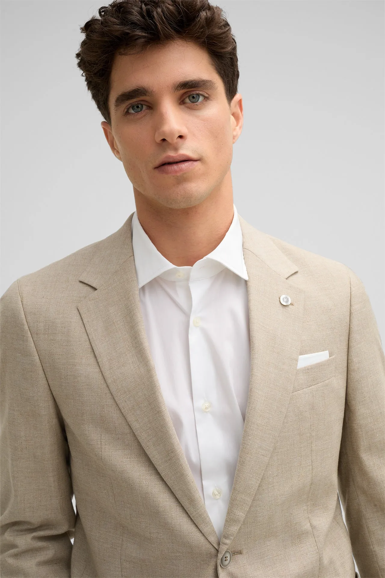 Fashion Men's 3 Pieces Flat Notch Lapel Tuxedos For Party (Blazer+vest+Pants) sold by Mens Event Wear product image thumbnail 5