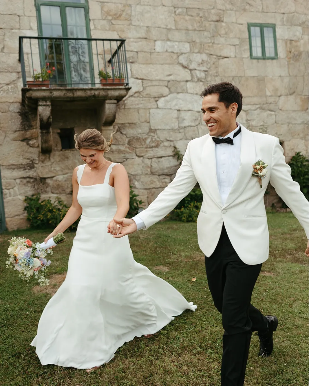 Fashionable Men's 2-piece Suit Shawl Lapel Wedding Suit (Blazer+Pants) sold by Mens Event Wear product image thumbnail 3