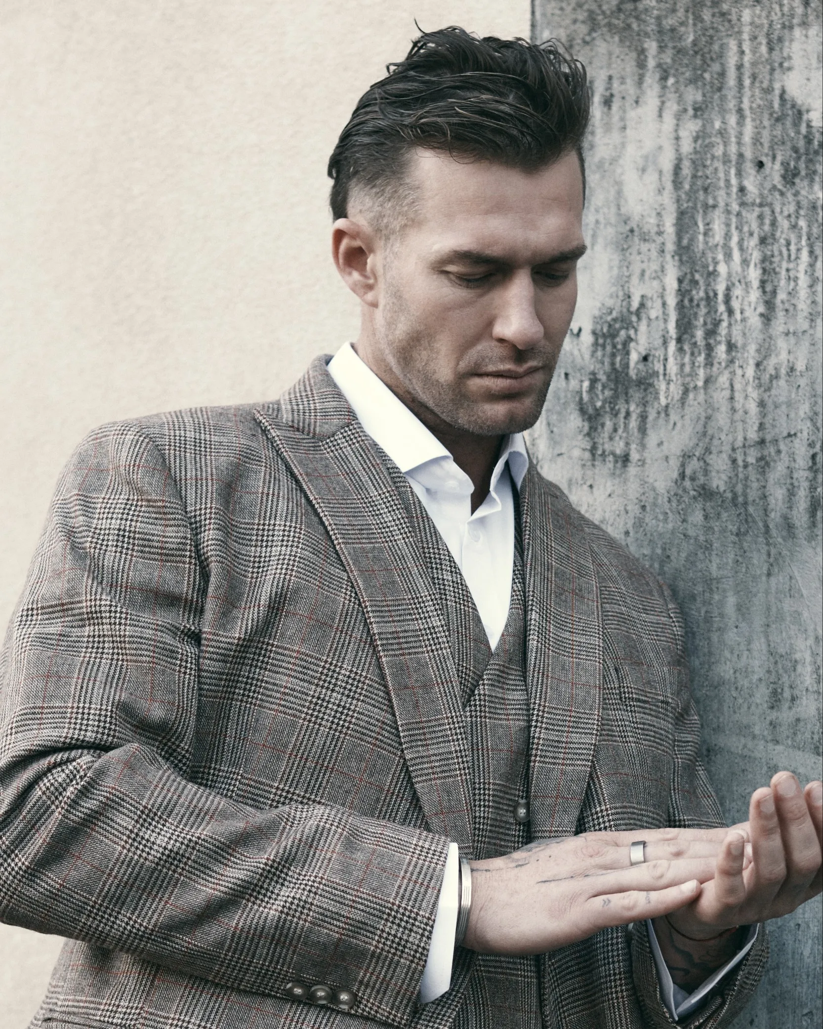 Menseventwear Formal Mens Suit 3 Pieces Business Plaid Solid Peak Lapel Tuxedos (Blazer+Vest+Pants) sold by Mens Event Wear product image thumbnail 2