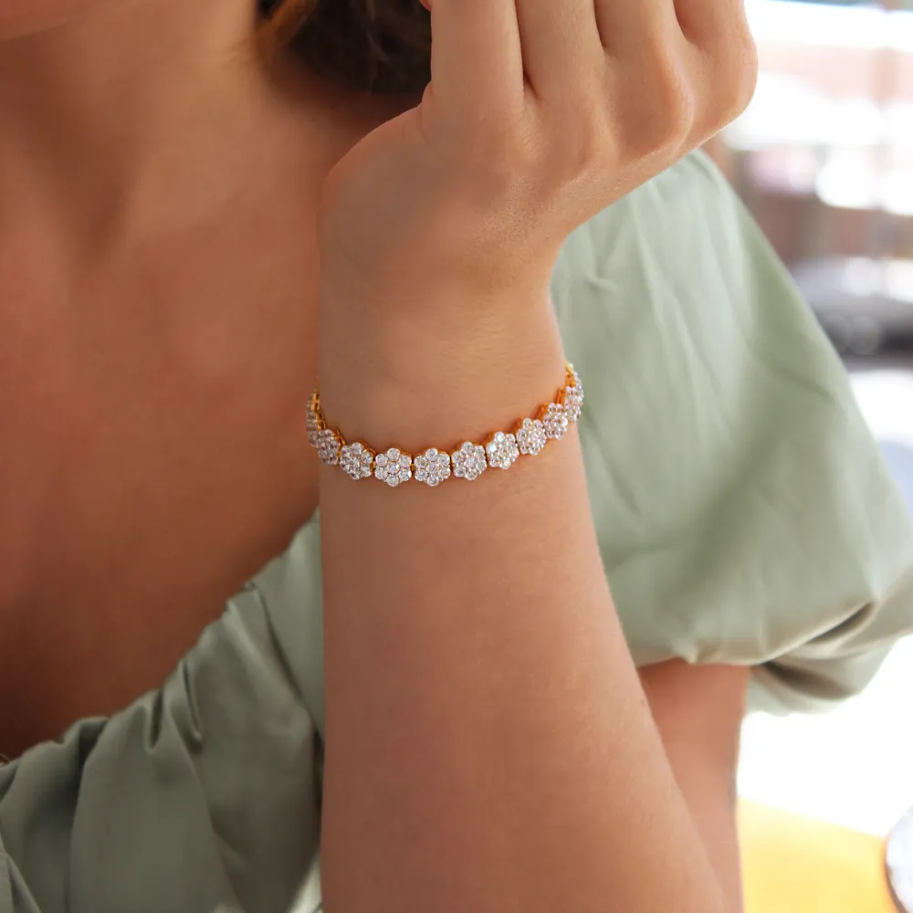 The Eternal Bouquet Bracelet sold by Tru Diamonds product image thumbnail 2