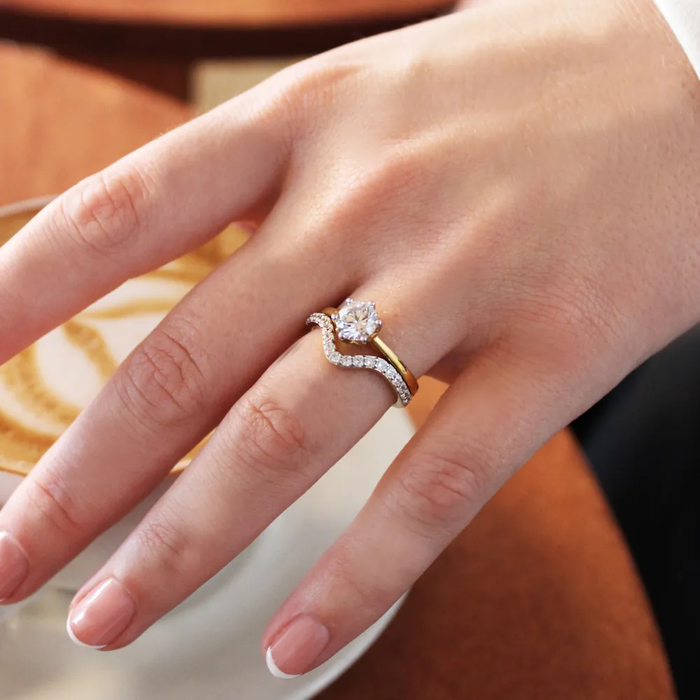 2 Carat Tulip Solitaire Ring Set sold by Tru Diamonds product image thumbnail 2