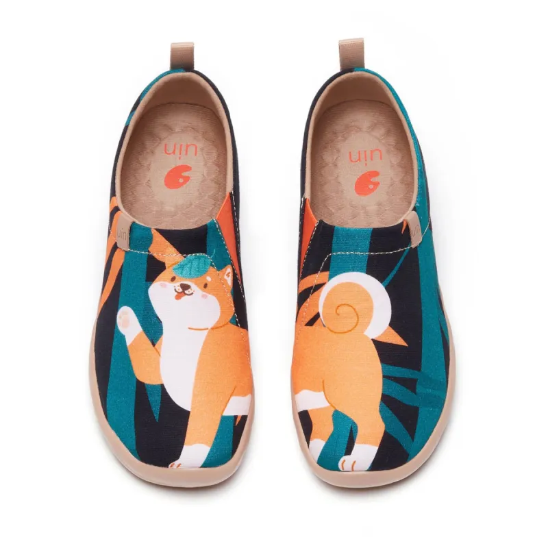 Akita Toledo I Women sold by UIN Footwear