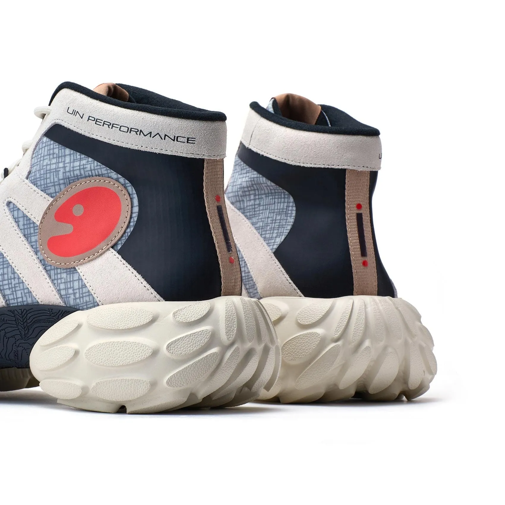 Anti-flash White Mulhacen III Women sold by UIN Footwear product image thumbnail 5