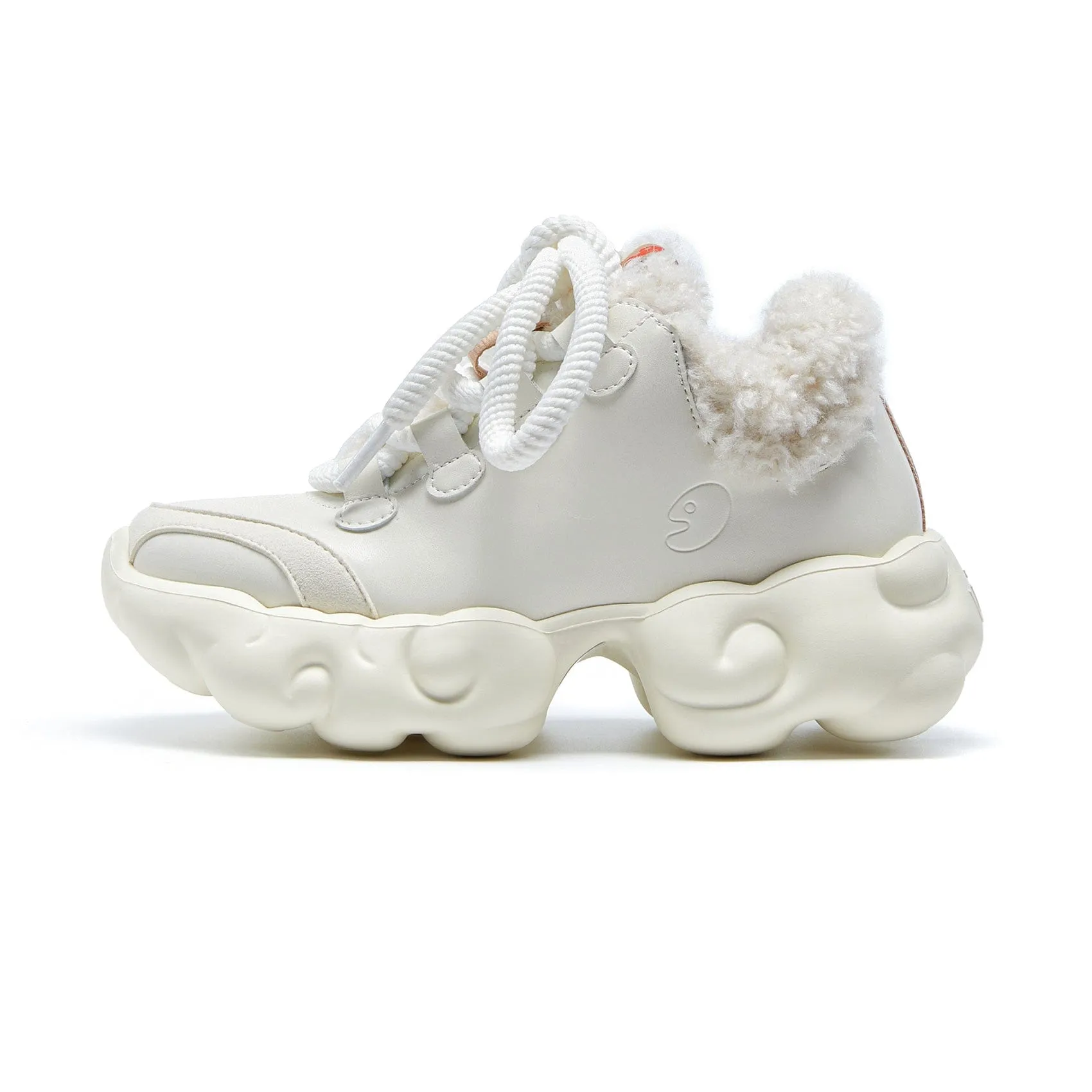 Bright White Cloud III Women sold by UIN Footwear