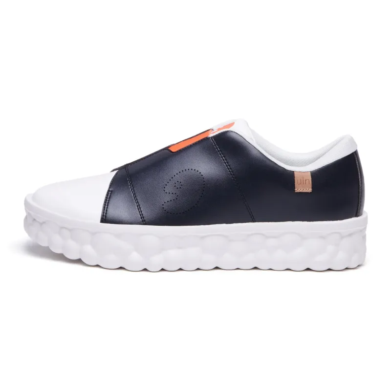 Black & White Las Ramblas I Women sold by UIN Footwear