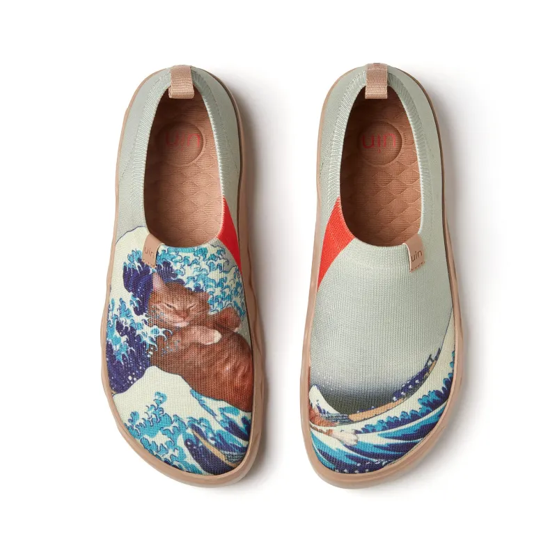 The Great Wave and the Cat 4 Women sold by UIN Footwear