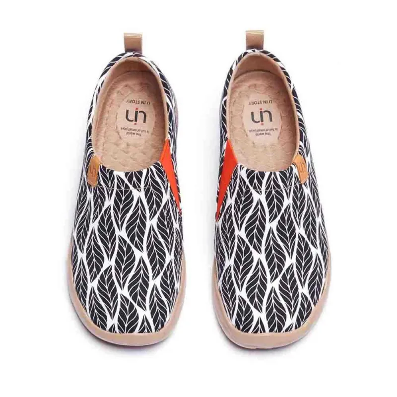 Beyond the Shadow sold by UIN Footwear