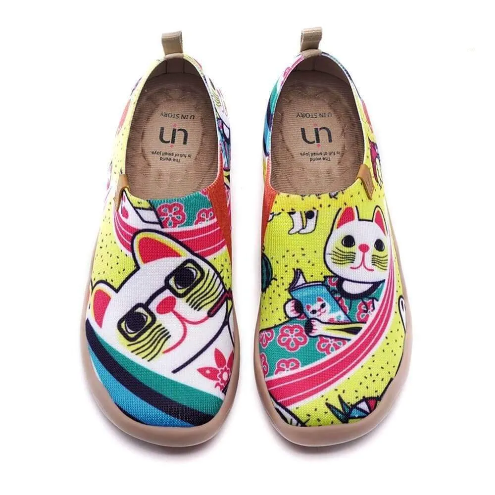 Lazy Sunday sold by UIN Footwear