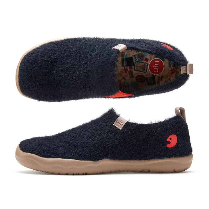 Pure Black Toledo I Women sold by UIN Footwear