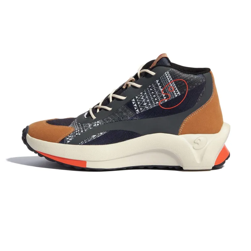 Stripe Art 2 Sevilla III Men sold by UIN Footwear
