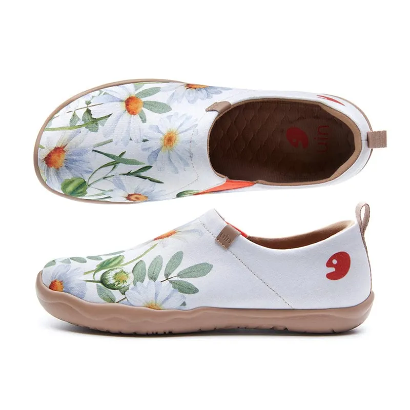 Elegant Daisies Toledo I Women sold by UIN Footwear