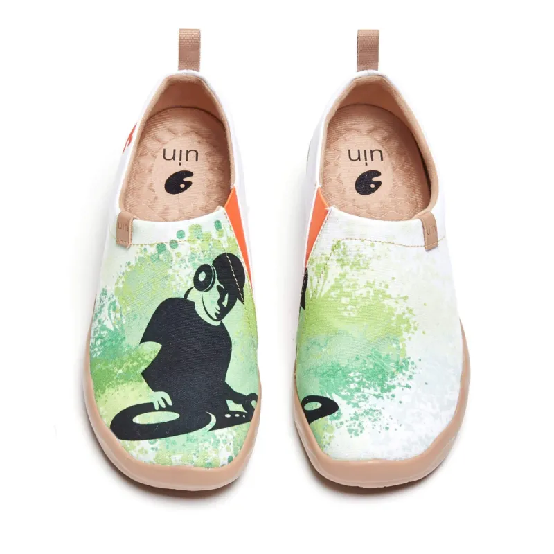 DJ sold by UIN Footwear