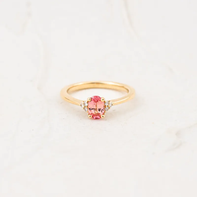 The Victoria - Coloured Diamond | Oval Cut Lab Diamond Accented Dainty Ring made by Ethica Diamonds