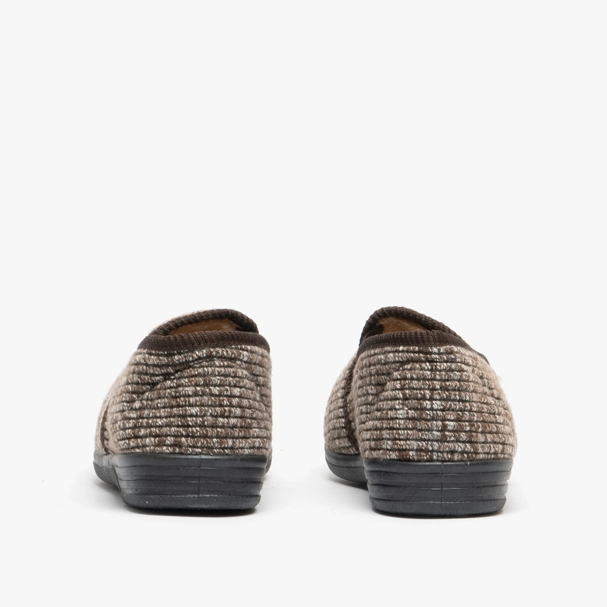 Zedzzz KEITH Mens Textured Knit Full Slippers Brown sold by House of Slippers product image thumbnail 5