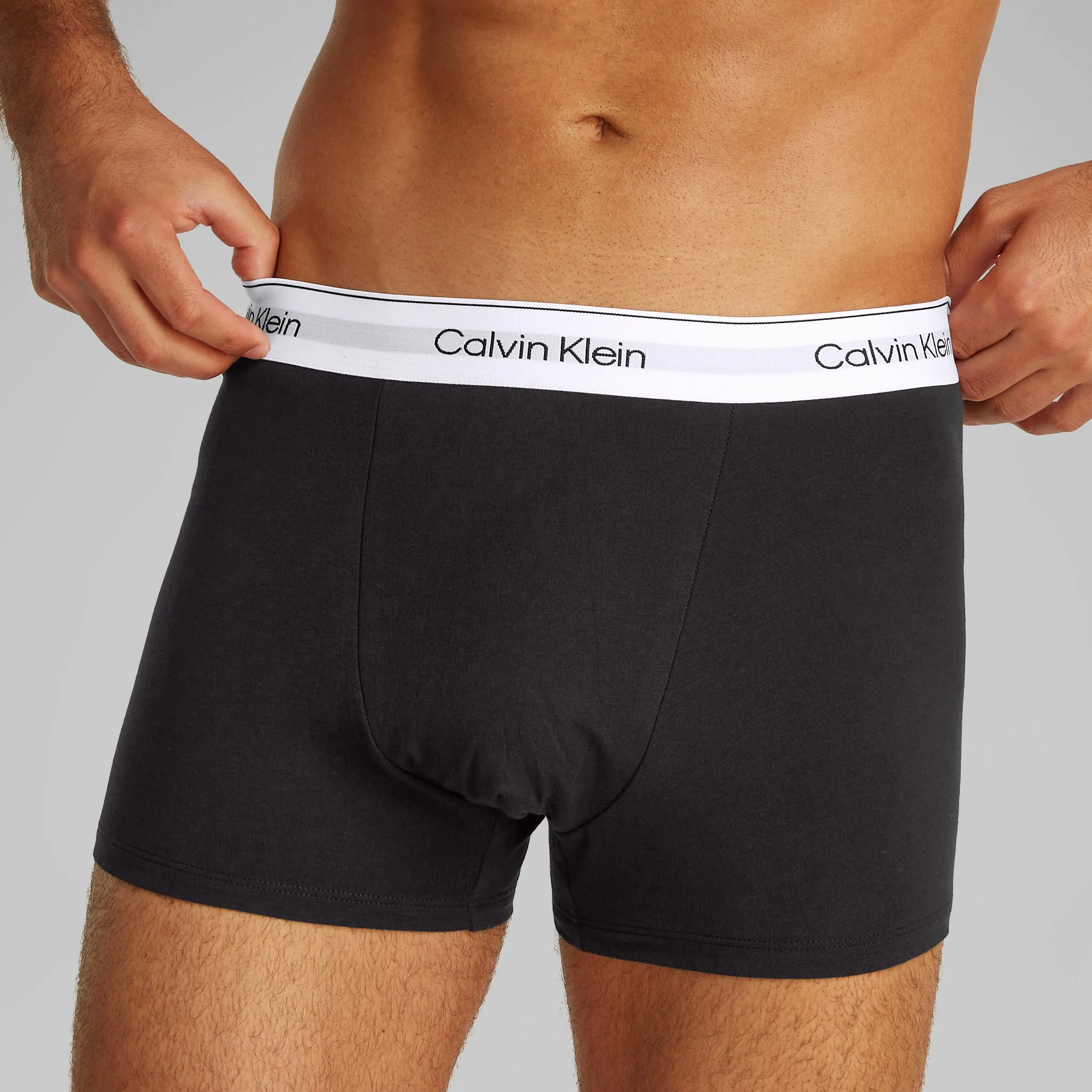 Calvin Klein ICON Cotton Stretch 3 Pack Dart Trunks Black/White sold by House of Slippers product image thumbnail 4