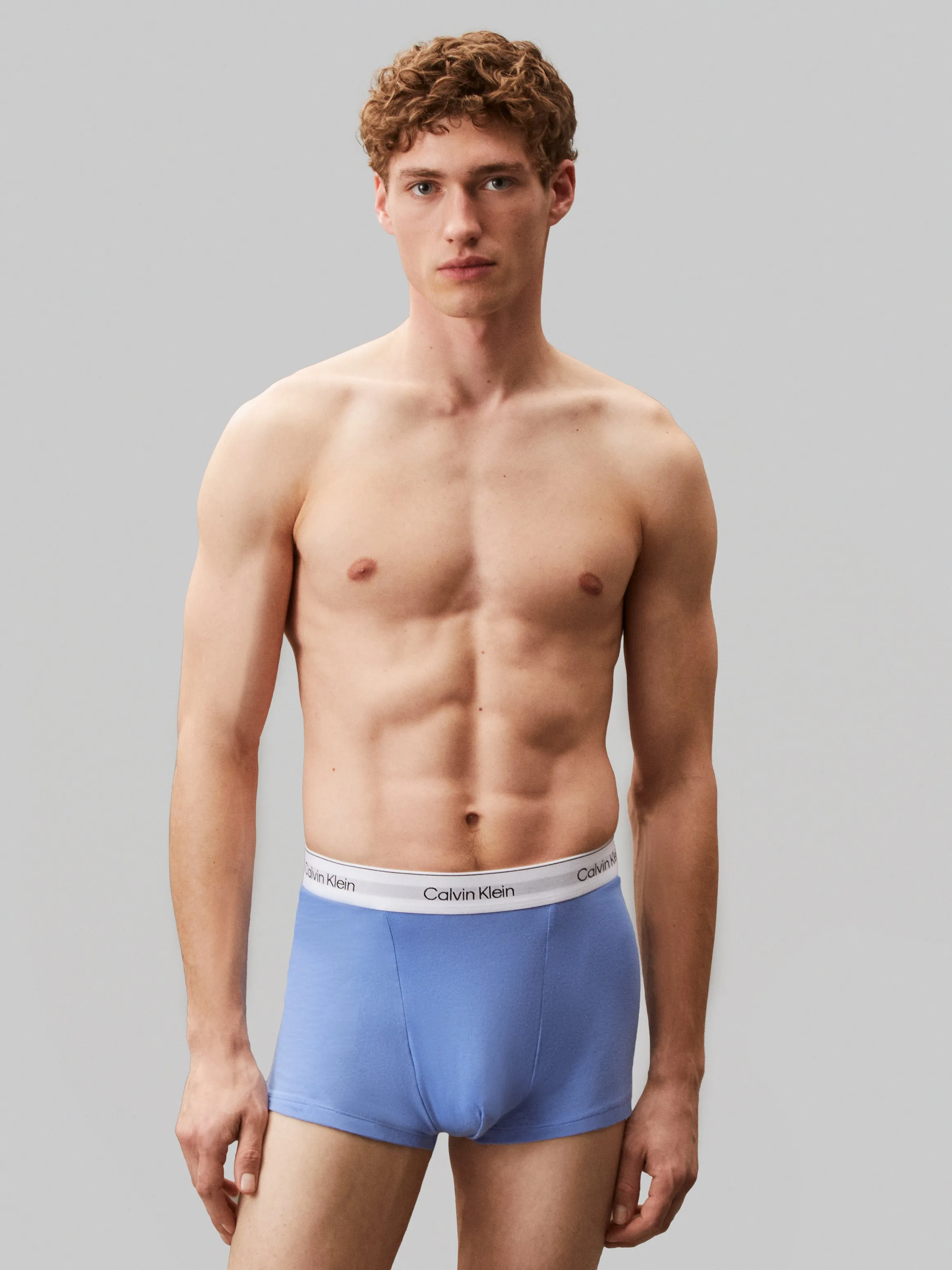 Calvin Klein ICON COTTON STRETCH 3 Pack Mens Dart Trunks Multicoloured sold by House of Slippers product image thumbnail 2
