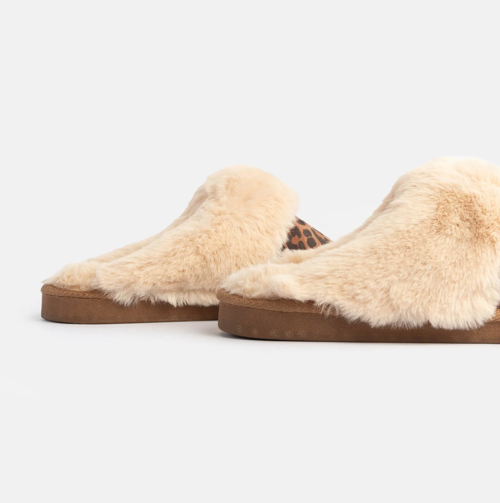 Jo & Joe SCARLETT Womens Faux Fur Mule Slippers Leopard Print sold by House of Slippers product image thumbnail 5