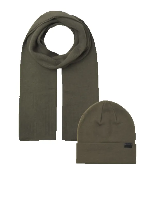 Jack & Jones JOLLY KNIT Mens Scarf & Beanie Giftset Sea Turtle sold by House of Slippers