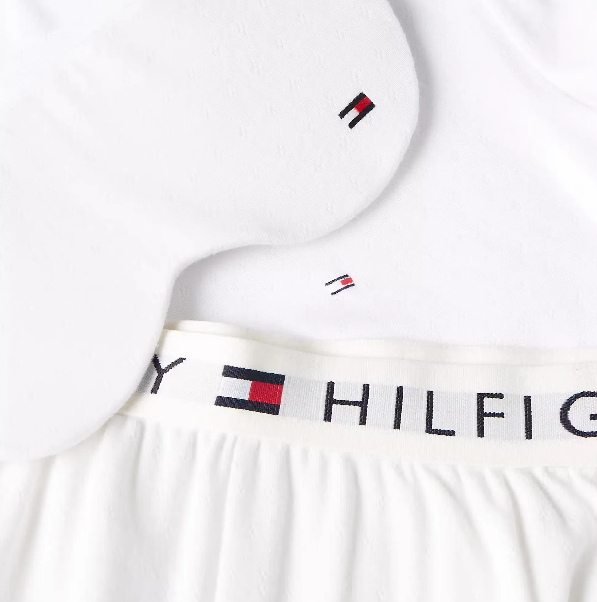 Tommy Hilfiger GIFT LS TEE PANTS SE Womens Pyjama Set Ecru sold by House of Slippers product image thumbnail 4