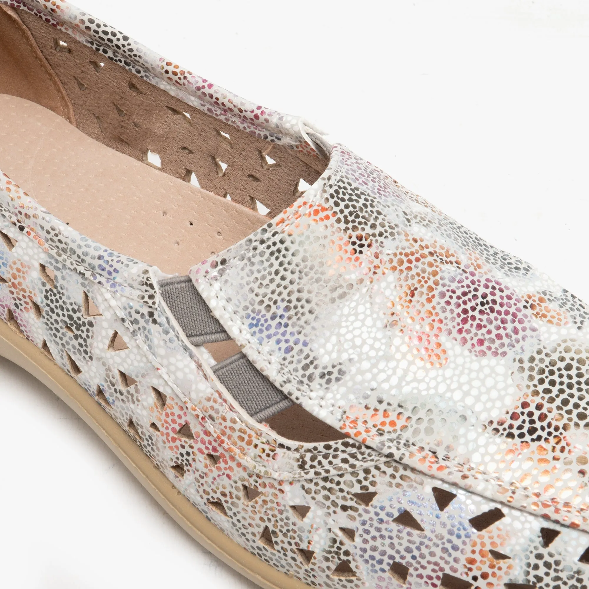 Boulevard MARSHA Womens Cut-Out Slip-On Shoes Multi Floral sold by Shuperb product image thumbnail 3