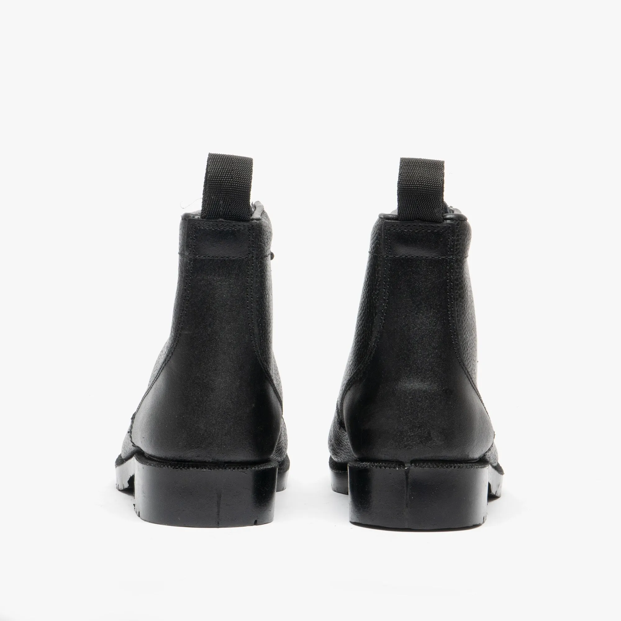 Grafters M391A Unisex Grain Leather Work Boots Black sold by Shuperb product image thumbnail 5