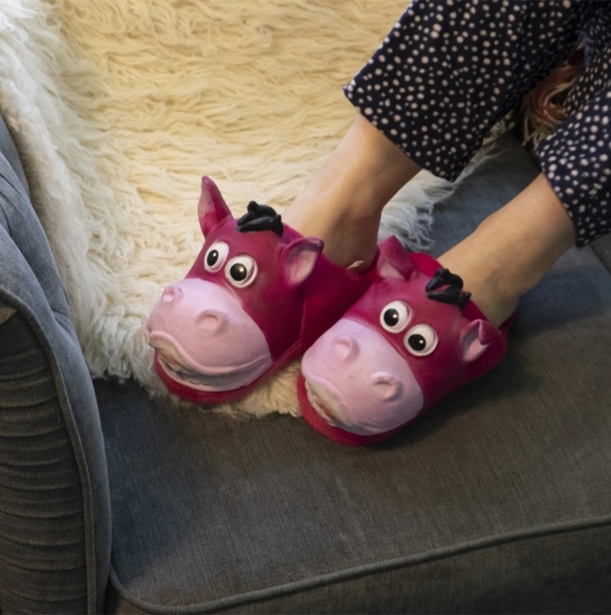 Shuperb CIUCHI Unisex Slippers Pink sold by Shuperb product image thumbnail 2