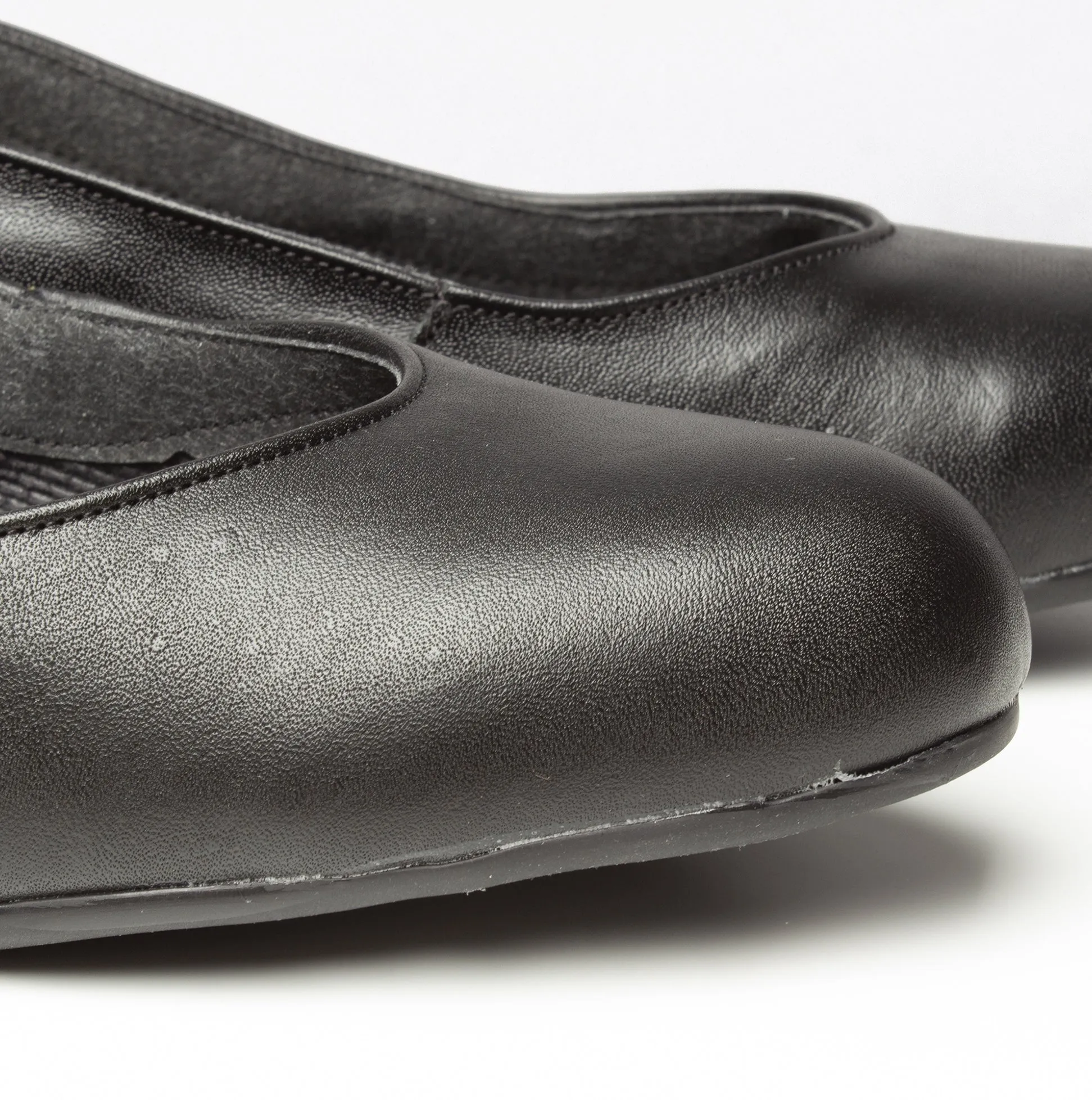 Amblers Safety FS96 Womens Leather Safety Court Shoes Black sold by Shuperb product image thumbnail 5