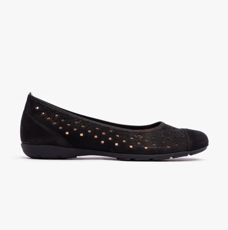 RUFFLE Womens Shoes Black sold by Shuperb