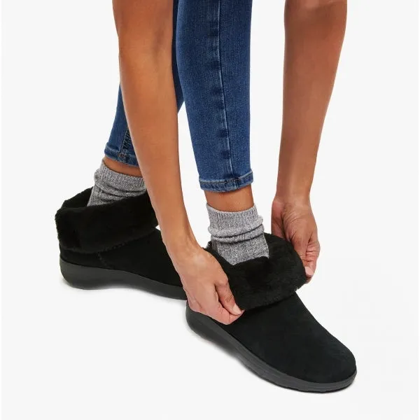 FitFlop MUKLUK SHORTY III Womens Suede Ankle Boots All Black sold by Shuperb product image thumbnail 3