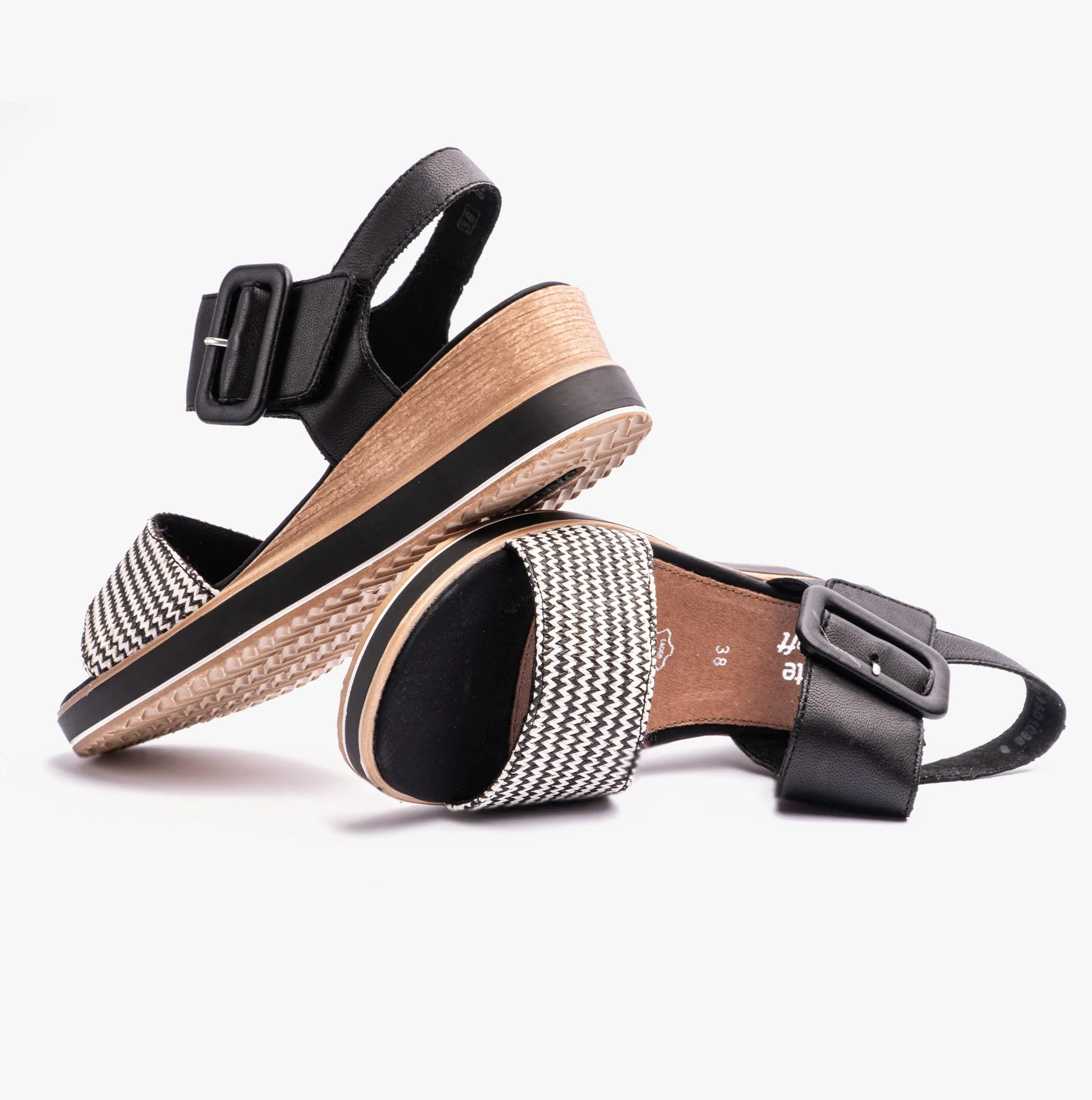 Remonte JERILYN Womens Sandals Black sold by Shuperb product image thumbnail 2