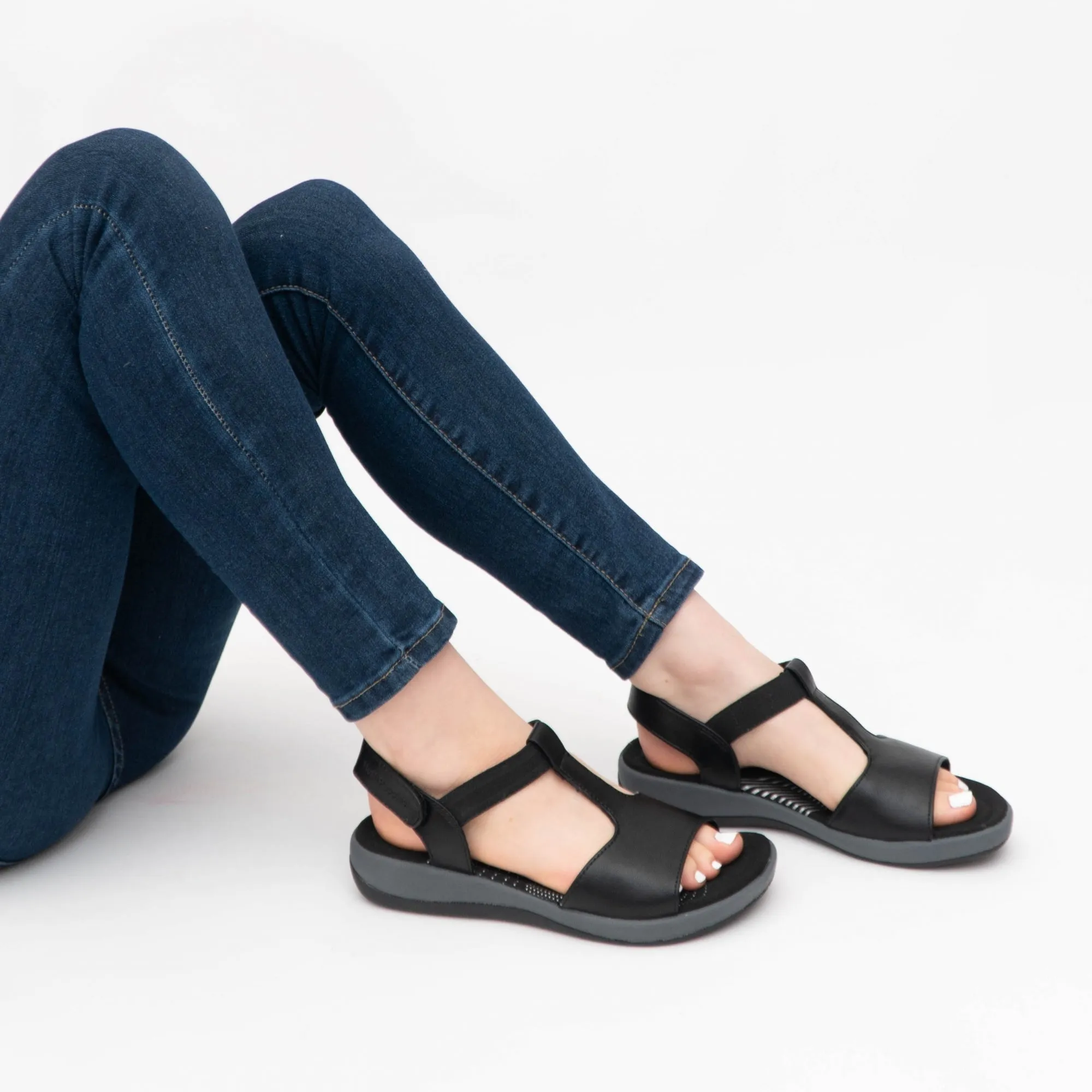 Hush Puppies SYLVIE Womens Leather Sandals Black sold by Shuperb product image thumbnail 2