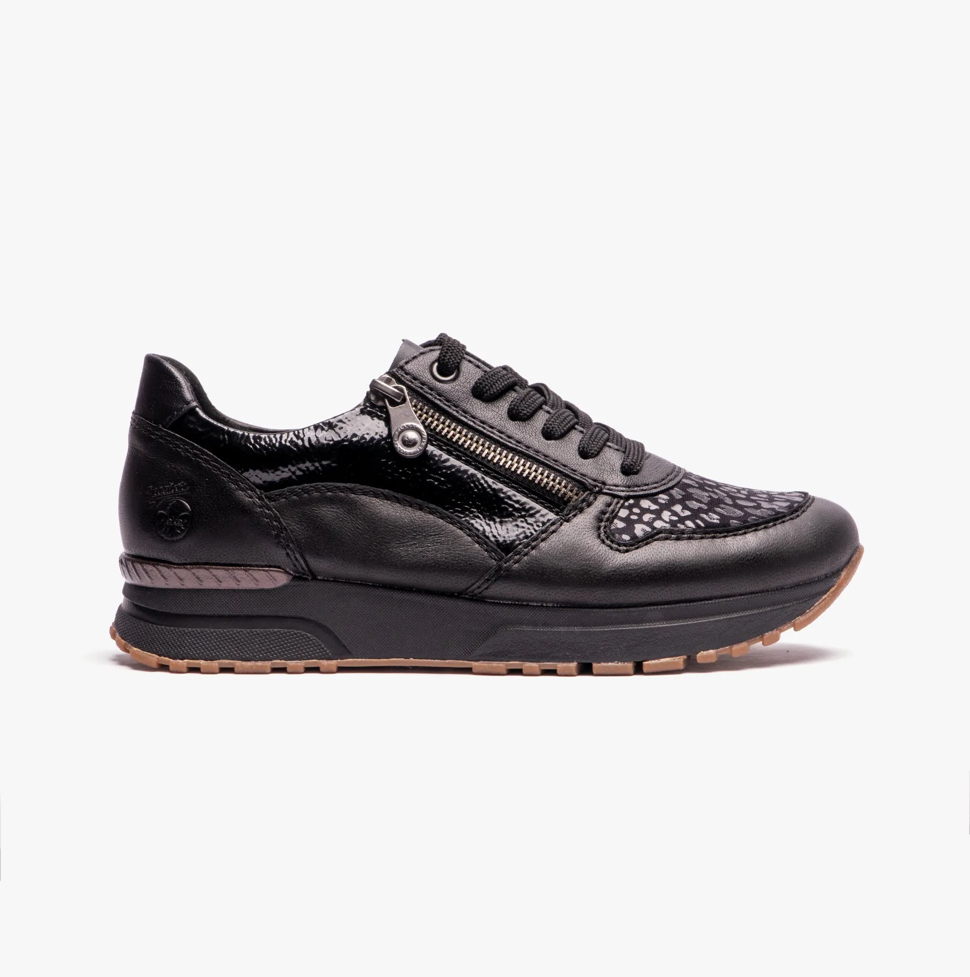 N7401-00 Ladies Trainers Black sold by Shuperb