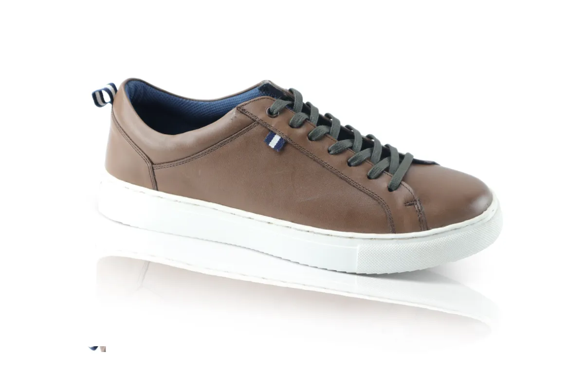 Silver Street London HOLDEN Mens Trainers Brown sold by Shuperb