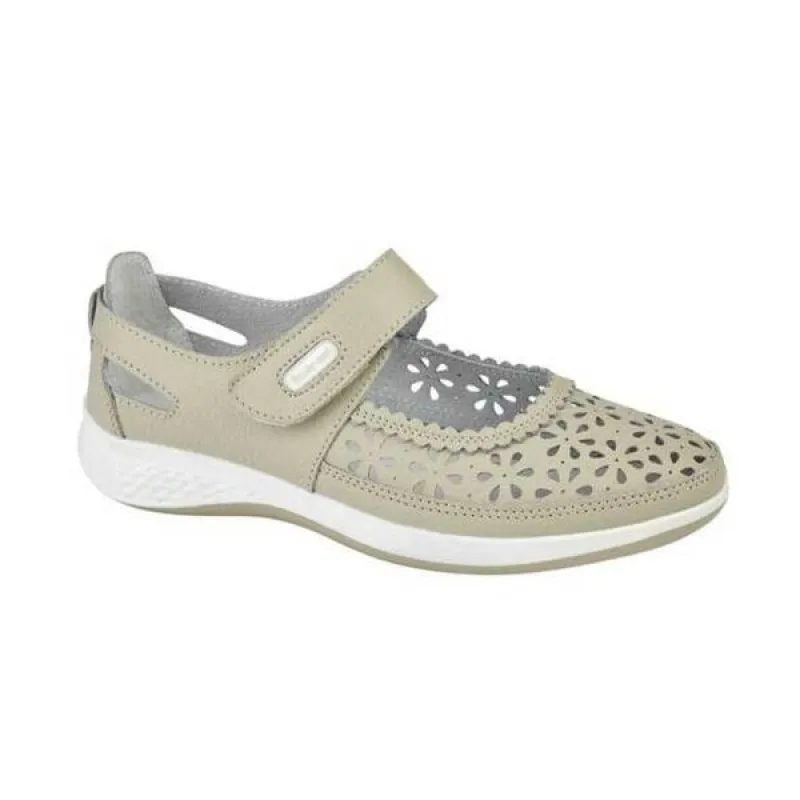 Boulevard DORRIT Womens Action Leather Wide Fit Shoes Beige made by Shuperb