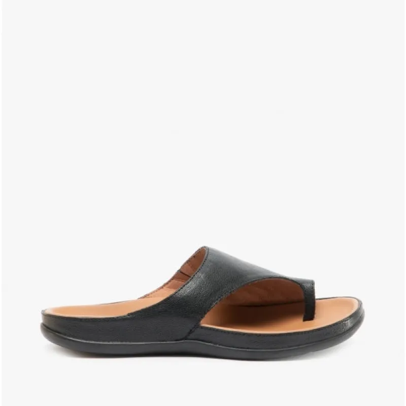 CAPRI Ladies Leather Toe Post Sandals Black sold by Shuperb