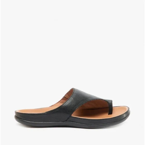 CAPRI Ladies Leather Toe Post Sandals Black sold by Shuperb