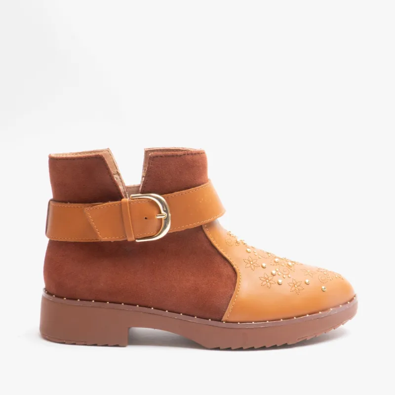 FitFlop ATHENA FLOWER STUD Womens Leather Ankle Boots Light Tan sold by Shuperb