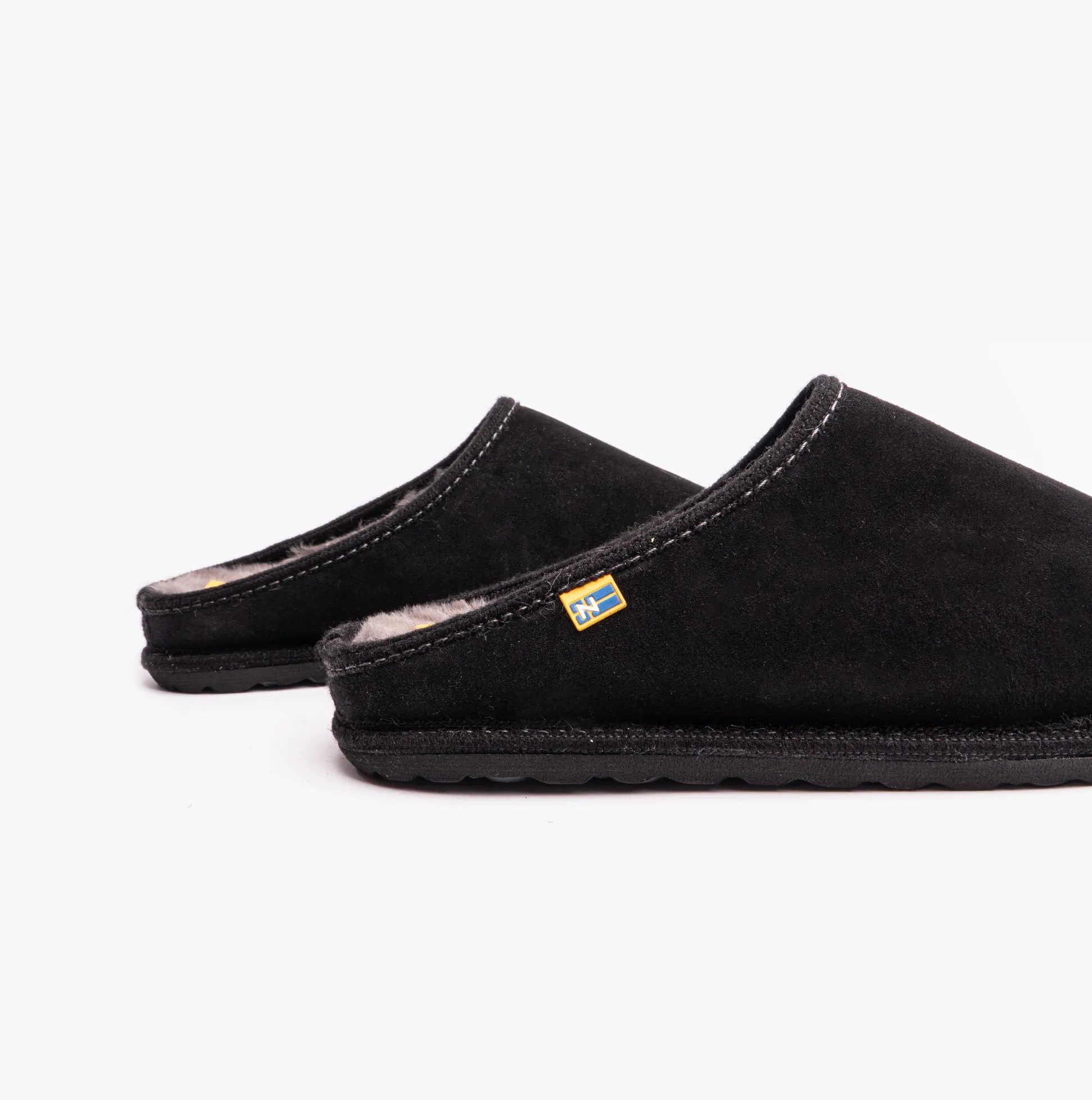 AFELPADO NEGRO Mens Mule Slippers Black sold by Shuperb product image thumbnail 4