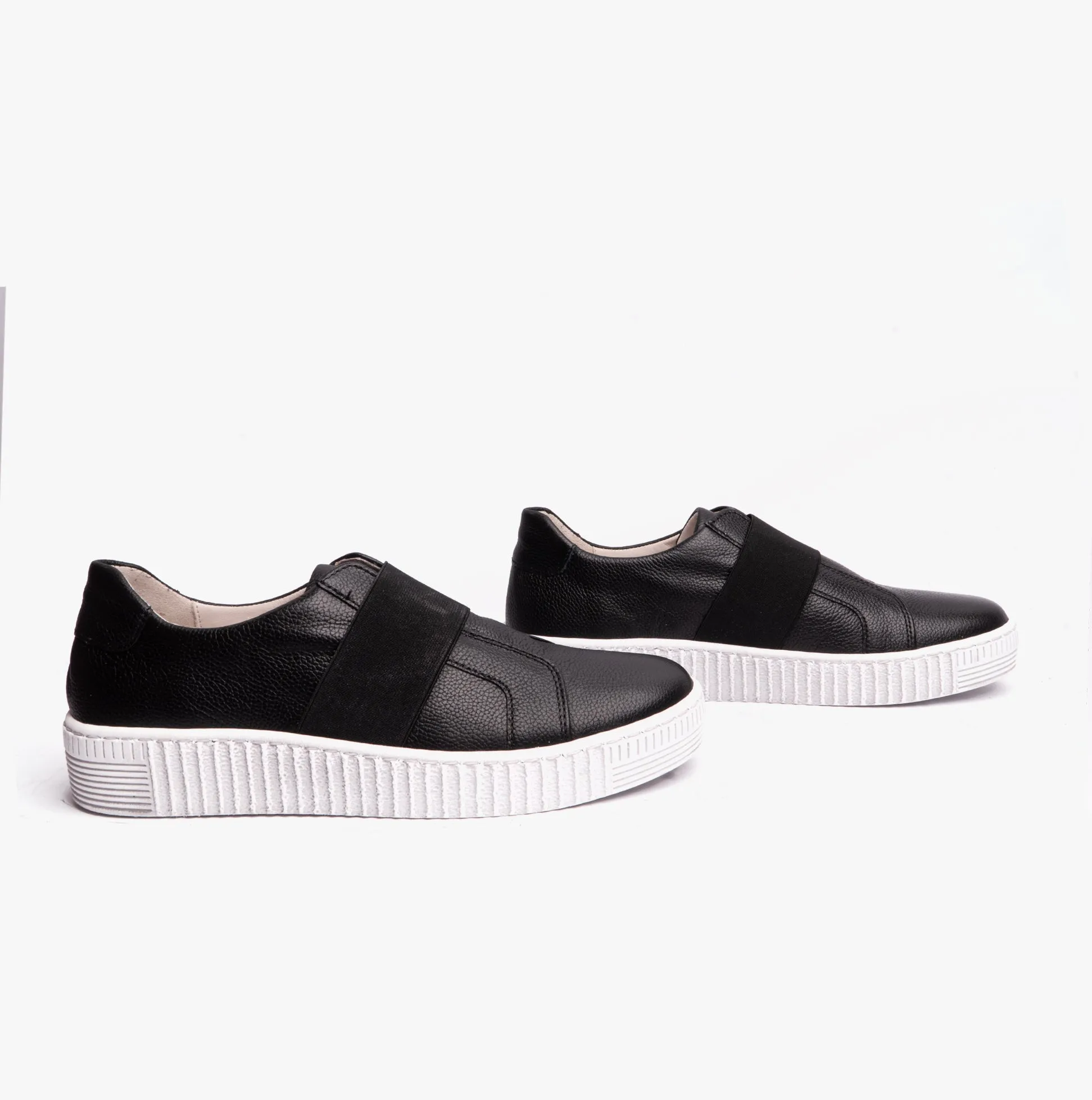 WILLOW Womens Trainers Black sold by Shuperb product image thumbnail 2