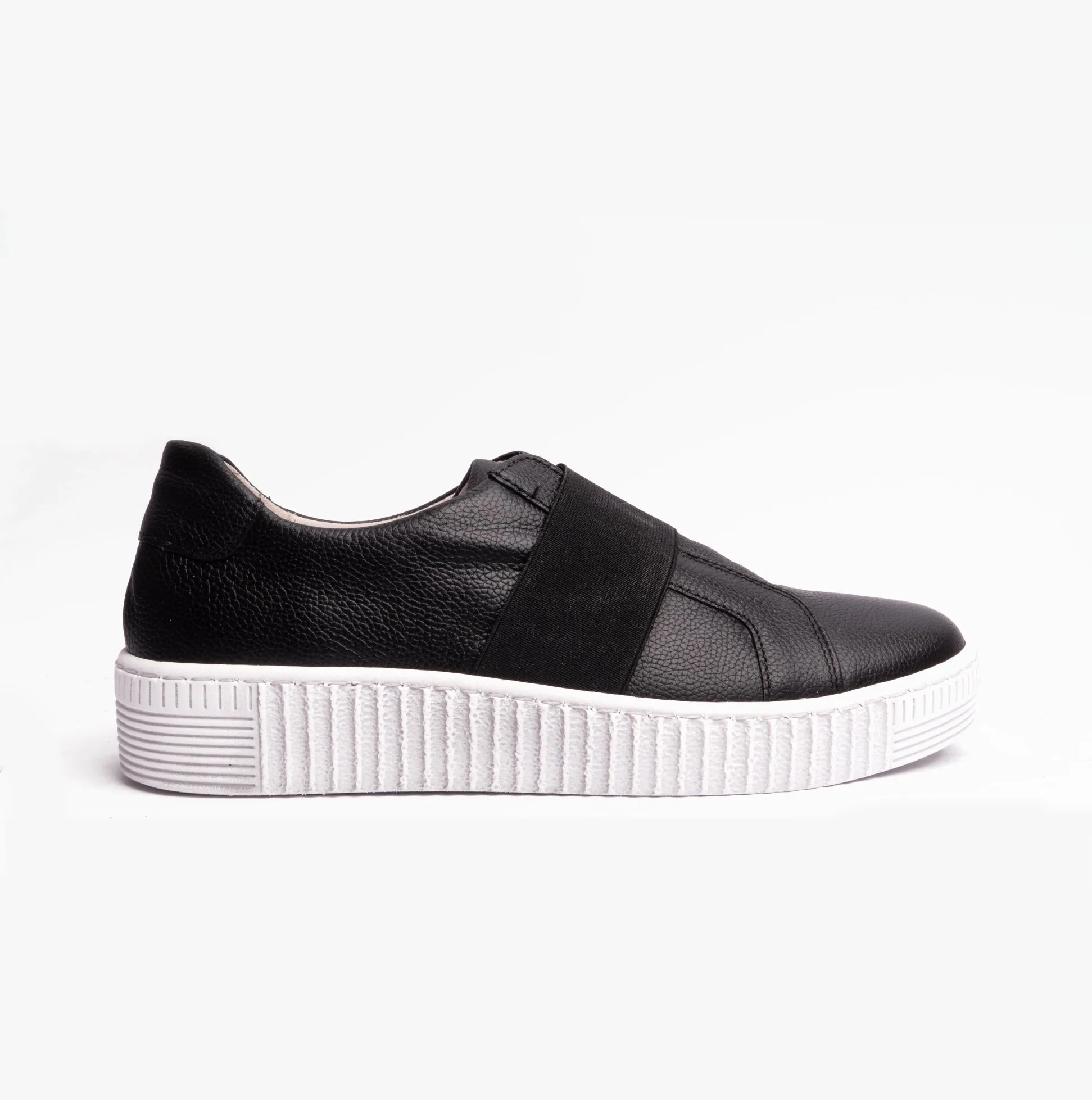 WILLOW Womens Trainers Black sold by Shuperb
