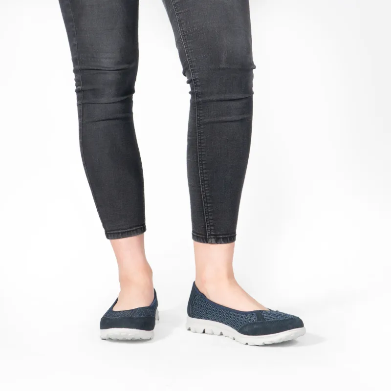 Boulevard L9548C Womens Memory Foam Slip On Trainers Navy sold by Shuperb