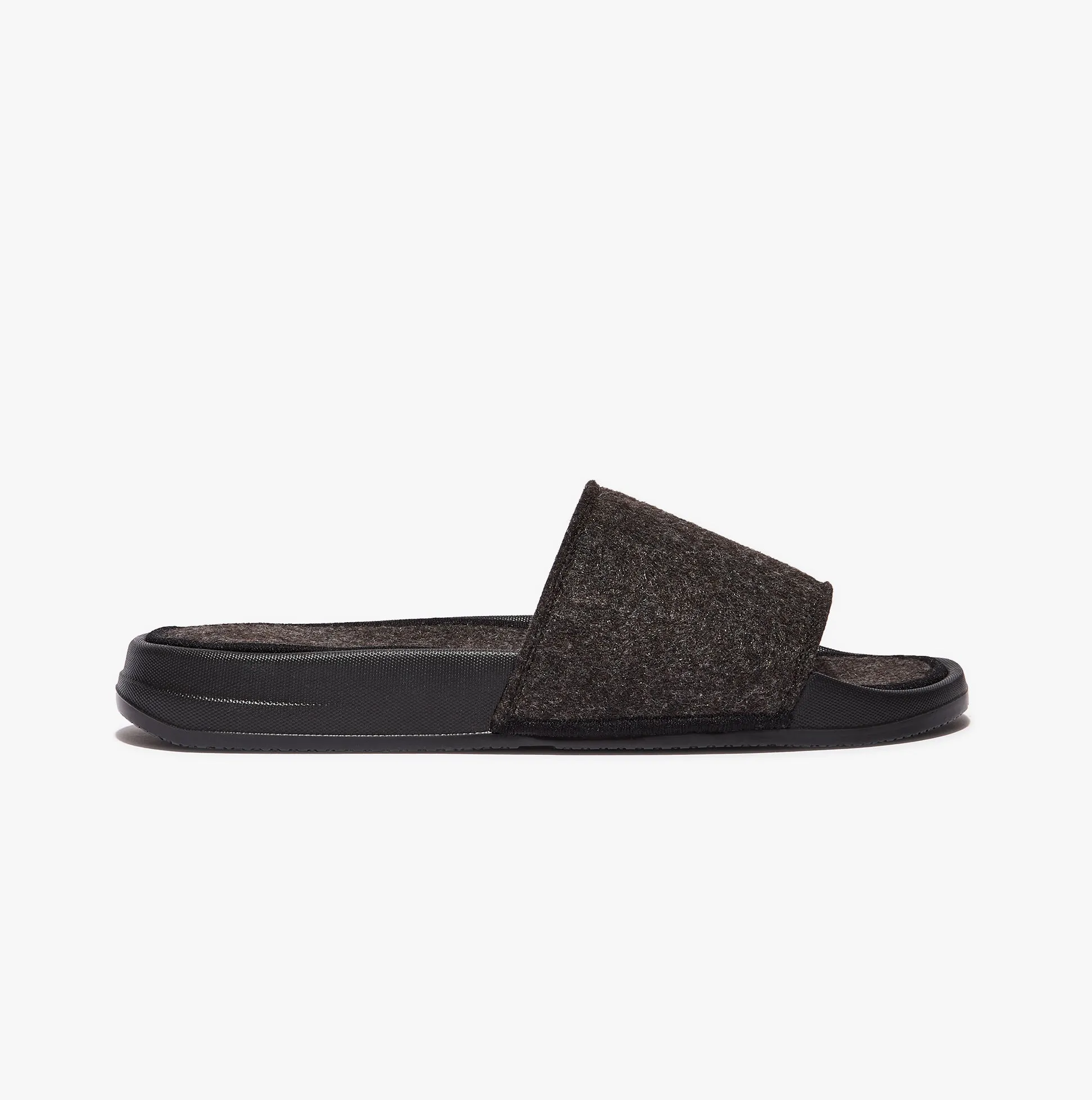 FitFlop iQUSHION e01 FELT Womens Slides All Black sold by Shuperb