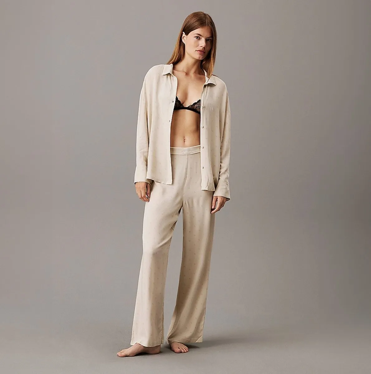 Calvin Klein WOVEN VISCOSE Womens Button Down Pants Set Diamond Logo/Cocoon sold by Shuperb product image thumbnail 4