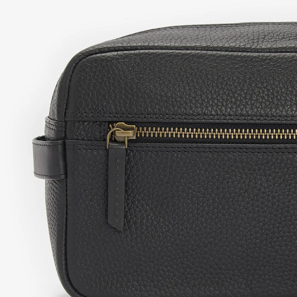 Barbour HIGHGATE LEATHER Mens Wash Bag Black sold by Shuperb product image thumbnail 5