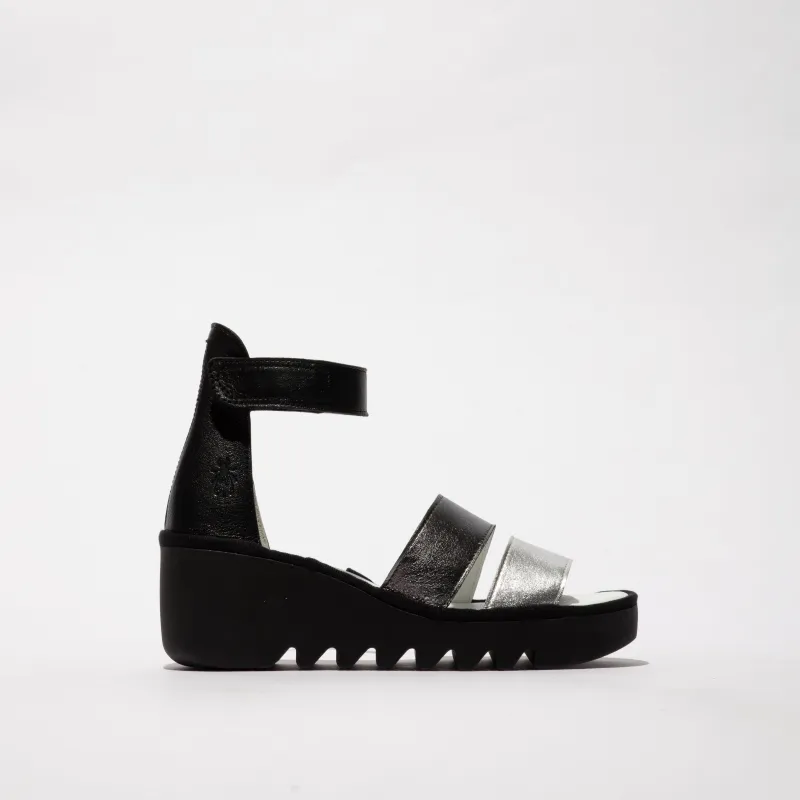 Fly London BONO290FLY Womens Sandals Silver/Graphite/Black sold by Shuperb