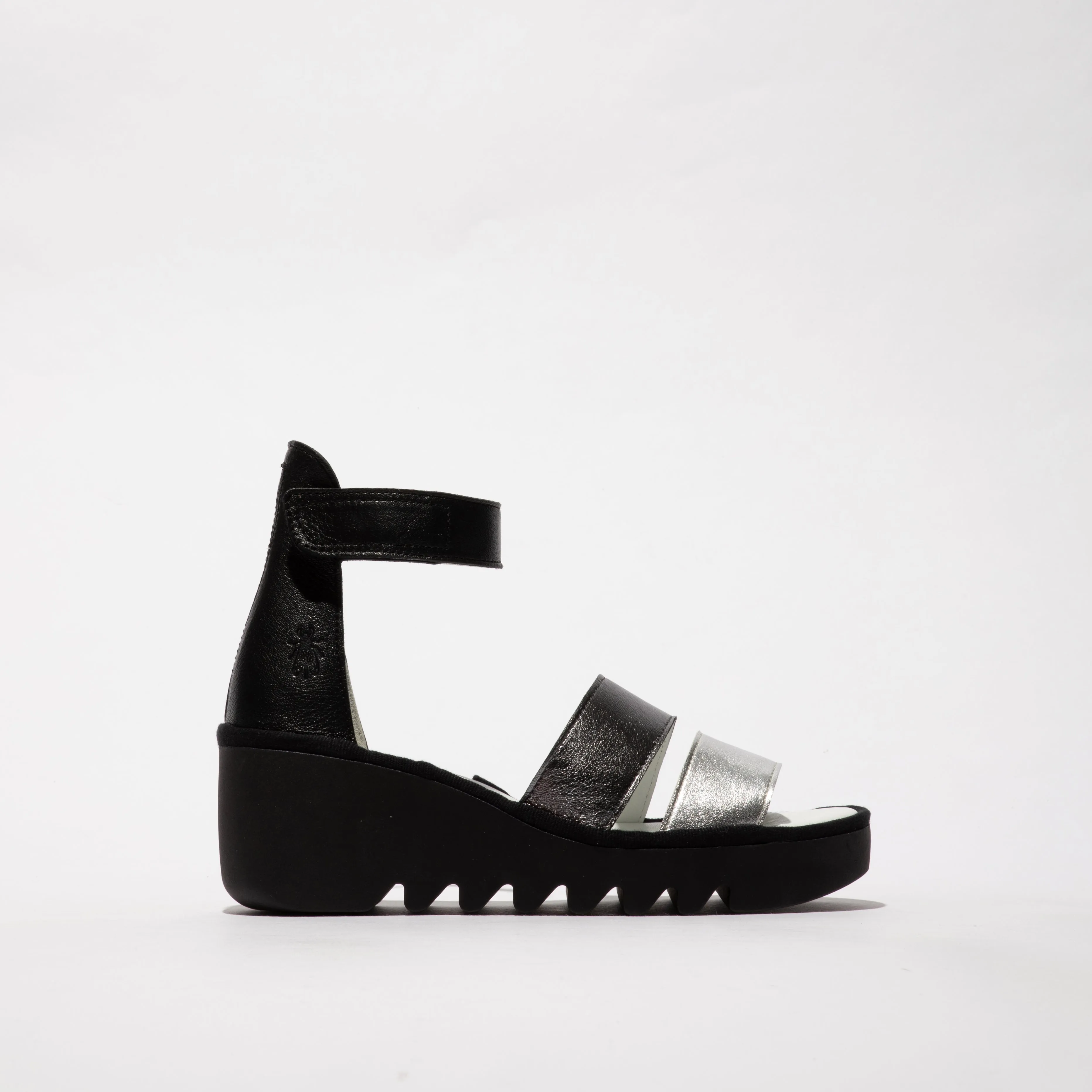 Fly London BONO290FLY Womens Sandals Silver/Graphite/Black sold by Shuperb