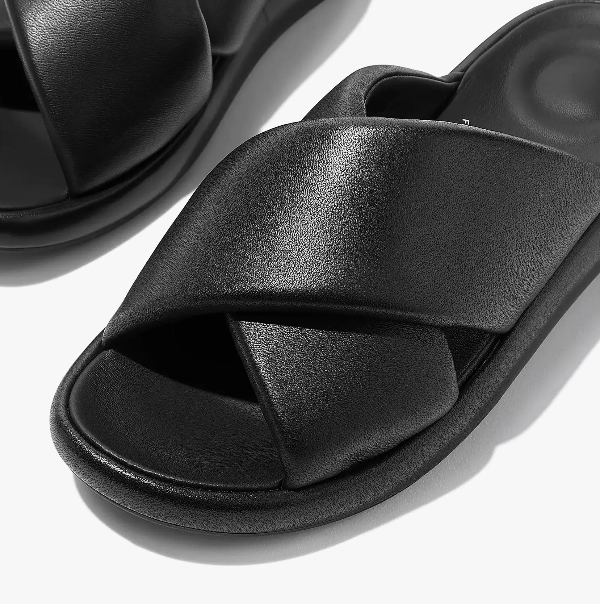 FitFlop iQUSHION D-LUXE Womens Slides All Black sold by Shuperb product image thumbnail 5