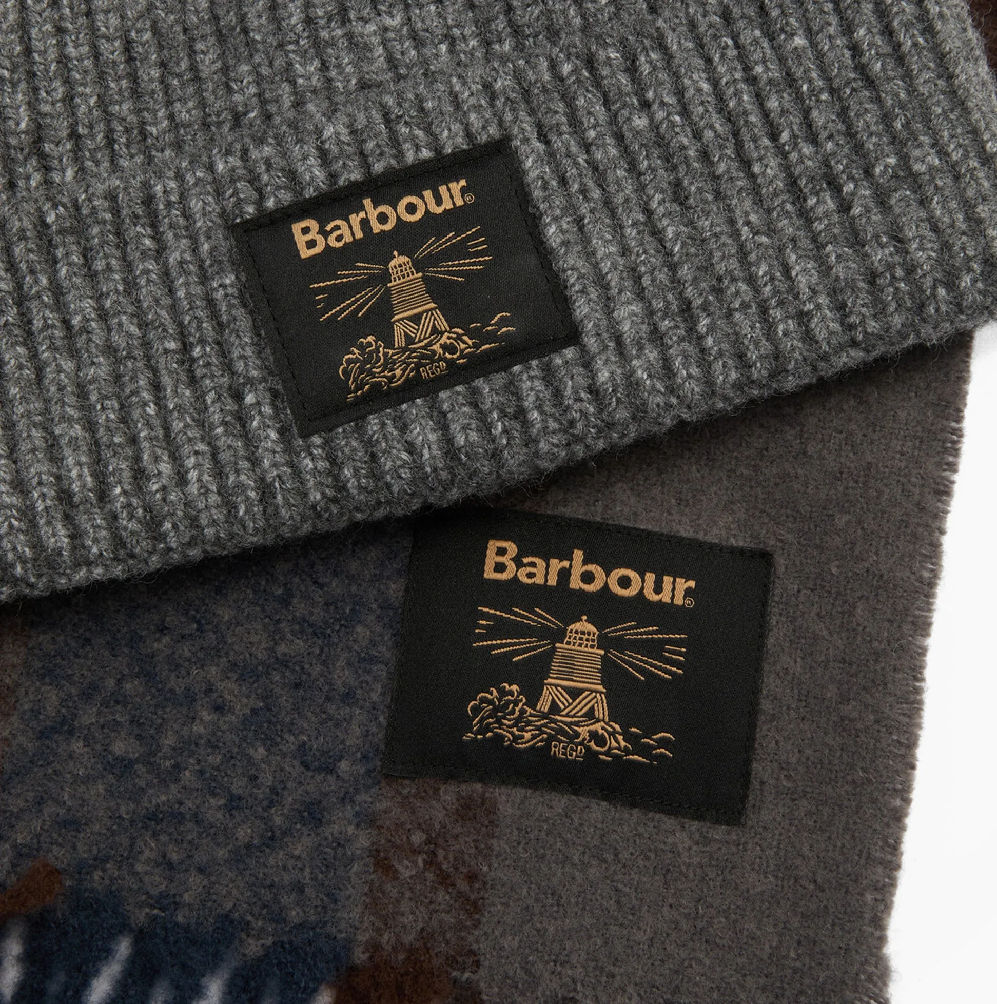 Barbour WESTERDALE BEANIE & SCARF Mens Gift Set Midnight Oak sold by Shuperb product image thumbnail 5