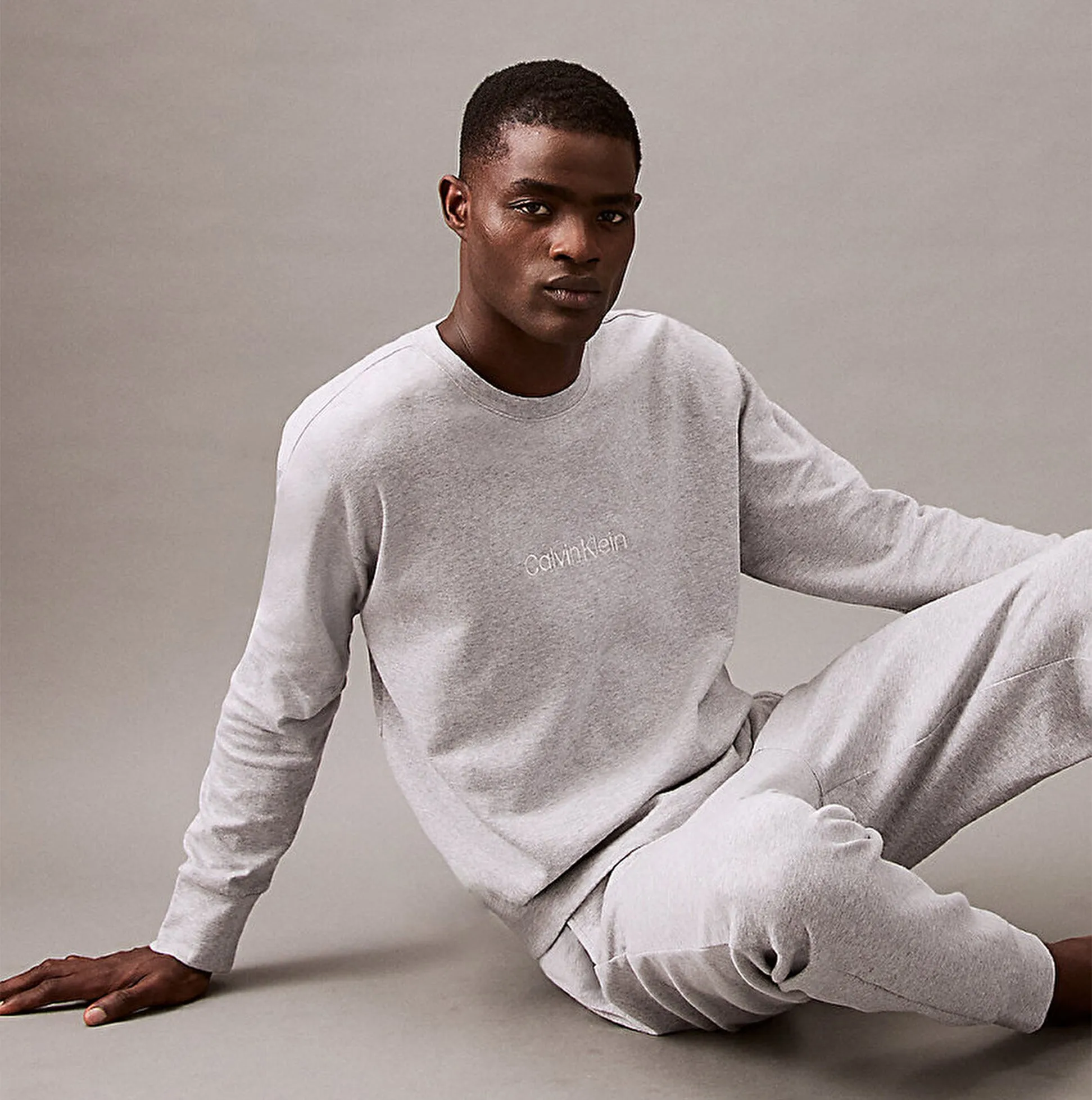 Calvin Klein ICON COTTON TERRY Mens Sweatshirt Medium Grey Heather sold by Shuperb